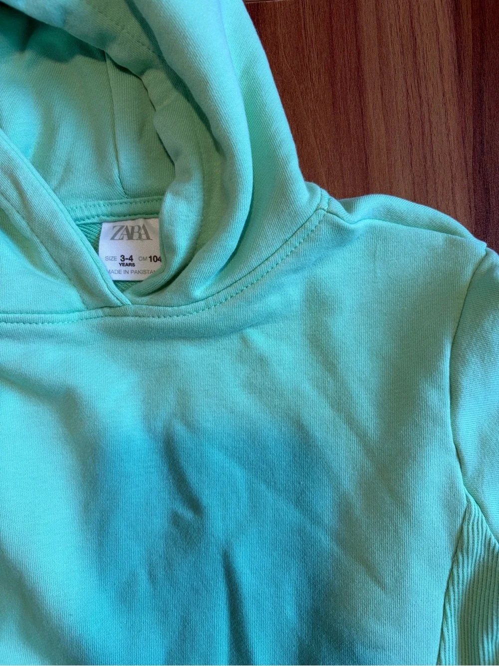 Zara 3-4Y Light Green Shorts & Hoodie Set